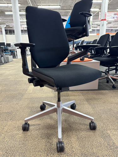 Steelcase Gesture Task Chair (Black/Platinum) - ChicagoOfficeChair.com