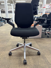 Load image into Gallery viewer, Steelcase Gesture Task Chair (Black/Platinum) - ChicagoOfficeChair.com