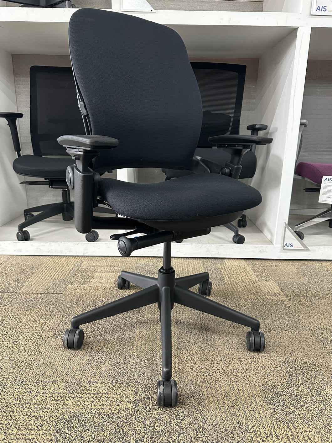 Steelcase Leap V2 Task Chair (Buzz2 Black/Black)